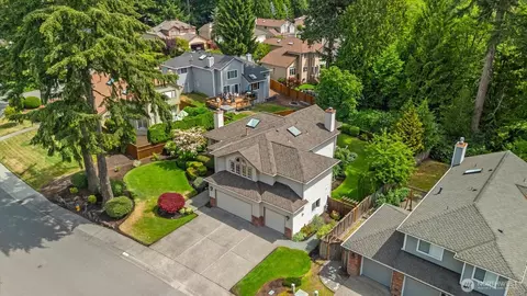 View/Area - 14411 12th Dr SE, Mill Creek, WA 98012 photo 2 of 6