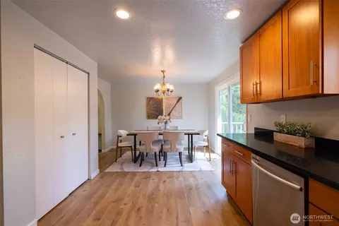 23017 7th Ave SE, Bothell, WA 98021 photo 9