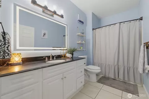 Bath - 300 E Mclane Cove Dr, Grapeview, WA 98546 photo 2 of 2