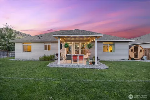 Exterior - 491 Spring View Pl, Chelan, WA 98816 photo 7 of 11