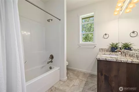 Bath - 491 Spring View Pl, Chelan, WA 98816 photo 4 of 4