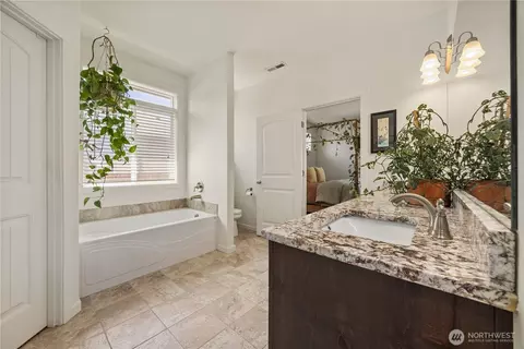 Bath - 491 Spring View Pl, Chelan, WA 98816 photo 2 of 4