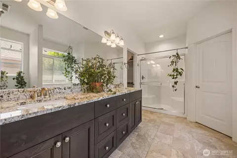 Bath - 491 Spring View Pl, Chelan, WA 98816 photo 1 of 4
