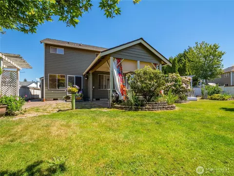 Exterior - 3138 Hunter Ct, Enumclaw, WA 98022 photo 4 of 10