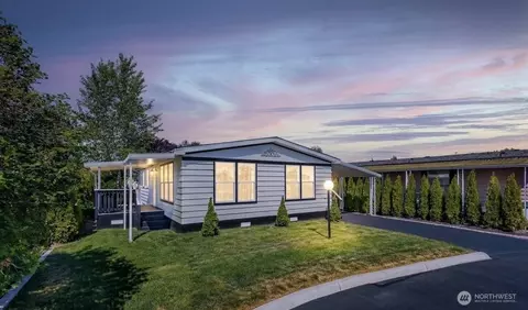 5900 64th St NE #6, Marysville, WA 98270