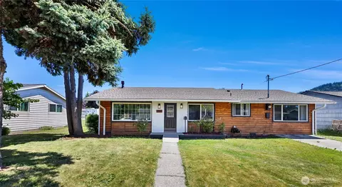 1700 S 15th St, Mount Vernon, WA 98274