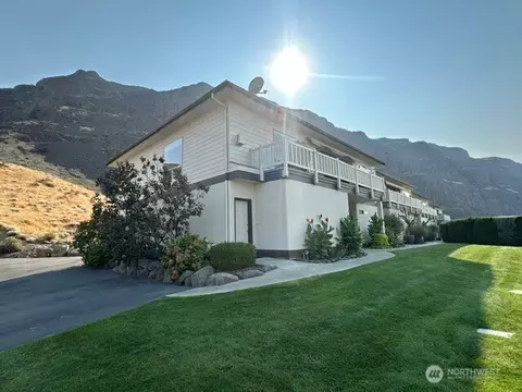 9021 NW Crescent Bar Rd #1, Quincy, WA 98848