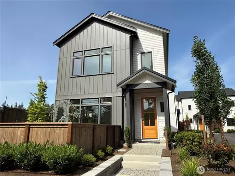 9307 132nd Ave NE, Kirkland, WA 98033