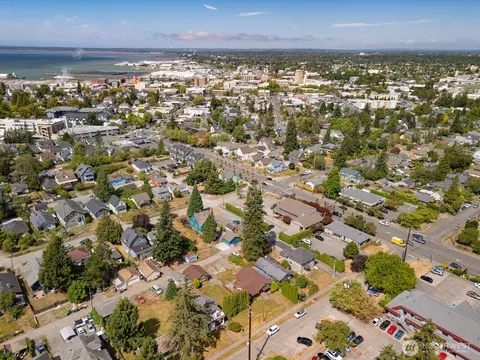 1254 Grant St, Bellingham, WA 98225