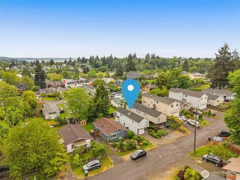 3928 S Findlay St, Seattle, WA 98118