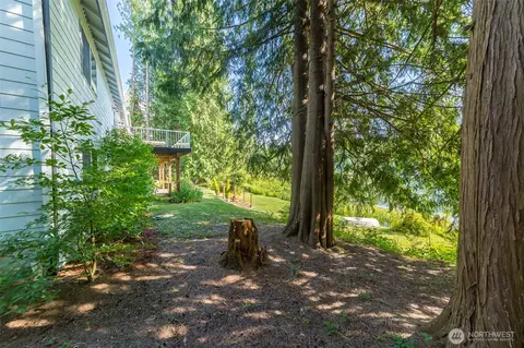 Exterior - 1010 W Stanley St, Granite Falls, WA 98252 photo 11 of 13