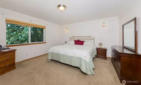 Bedroom - 1010 W Stanley St, Granite Falls, WA 98252 photo 1 of 4