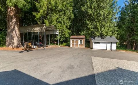 Exterior - 1010 W Stanley St, Granite Falls, WA 98252 photo 12 of 13