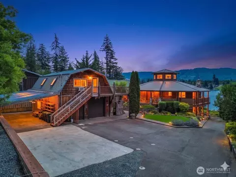 17049 Lake Point Dr SE, Yelm, WA 98597
