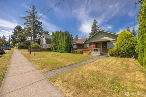 1251 Humboldt St, Bellingham, WA 98225