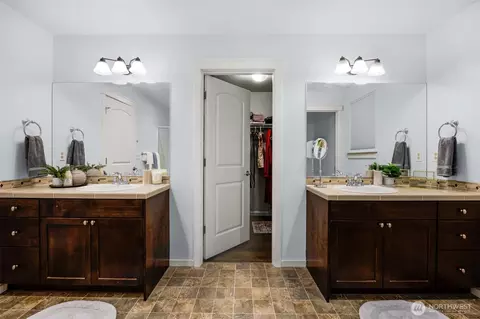 317 204th Pl SE, Bothell, WA 98012 photo 18