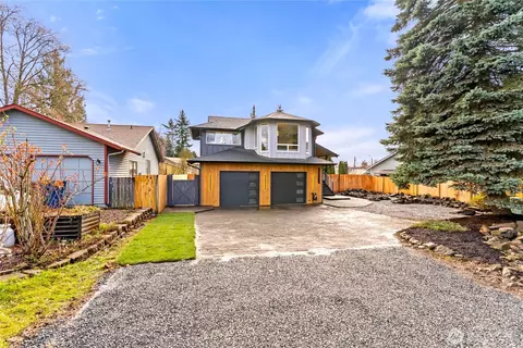 20733 Elberta Rd, Lynnwood, WA 98036