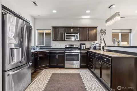 Kitchen - 11625 10th Pl W, Everett, WA 98204 photo 1 of 3