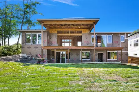 8723 Semiahmoo Dr, Blaine, WA 98230