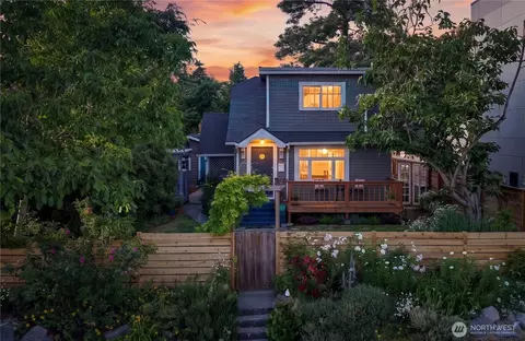 3632 S Findlay St, Seattle, WA 98118