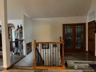 Entry Way - 48219 284th Ave SE, Enumclaw, WA 98022 photo 5 of 7