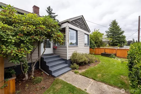 1115 E Broad St, Mount Vernon, WA 98274