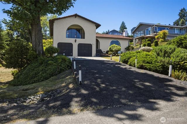 611 SW 293rd St, Federal Way, WA 98023