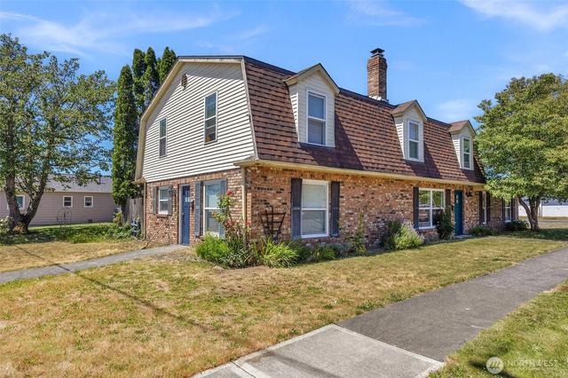 1527 8th St, Marysville, WA 98270