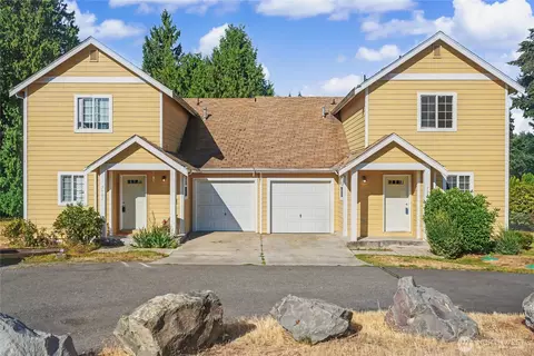 7903 115th St E, Puyallup, WA 98373