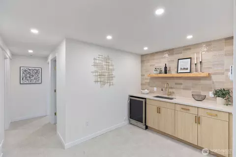 Other - 8216 Interlake Ave N, Seattle, WA 98103 photo 3 of 7