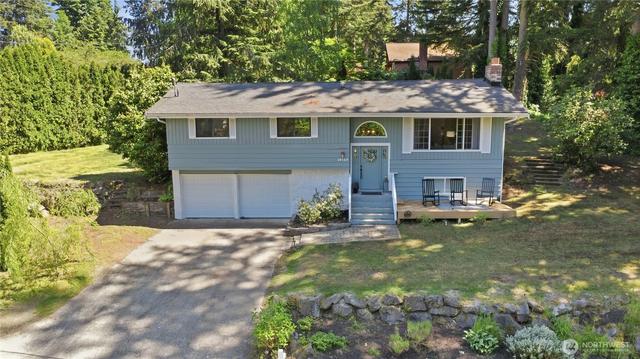18427 Homeview Dr, Edmonds, WA 98026
