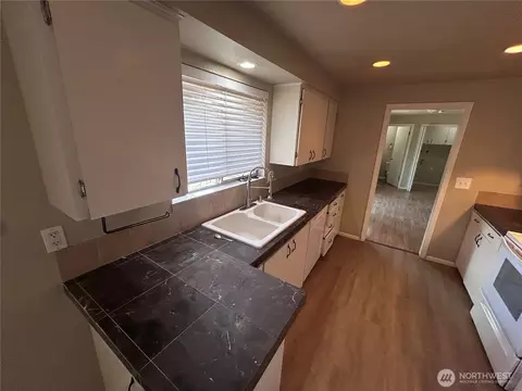 Kitchen - 3001 120th Pl SE, Everett, WA 98208 photo 1 of 3