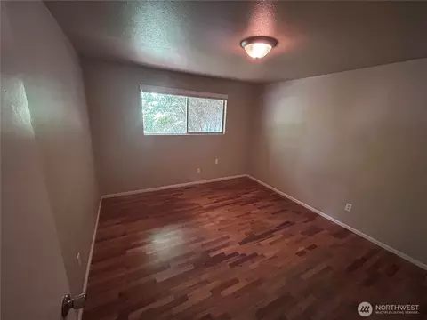 Bedroom - 3001 120th Pl SE, Everett, WA 98208 photo 3 of 3