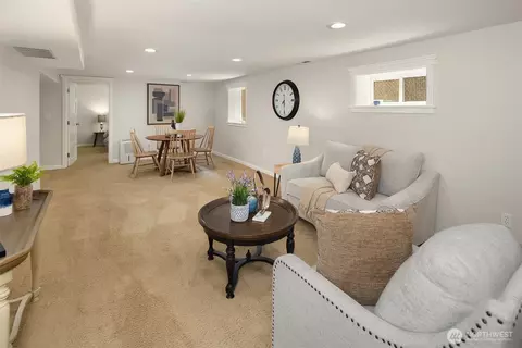 Living - 223 29th Ave E, Seattle, WA 98112 photo 3 of 3