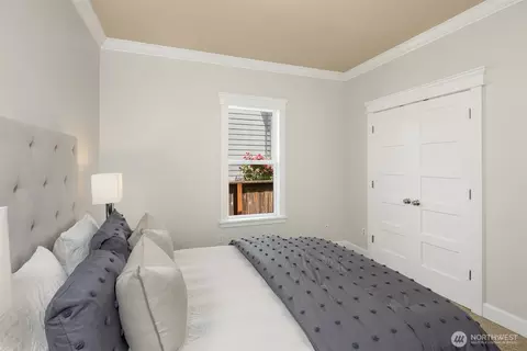Bedroom - 223 29th Ave E, Seattle, WA 98112 photo 2 of 5