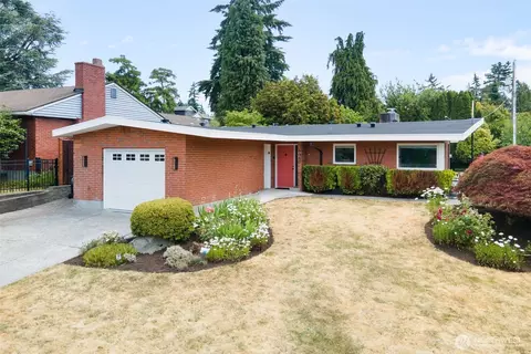 6050 43rd Ave NE, Seattle, WA 98115
