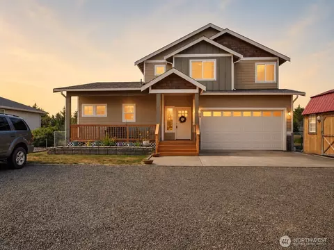 709 Wawona Ave SW, Ocean Shores, WA 98569