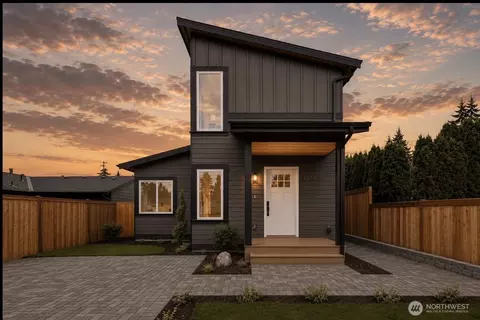 15701 117th Ave SE, Renton, WA 98058