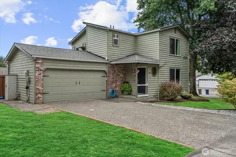 9834 NE 140th Pl, Kirkland, WA 98034