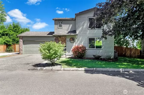9834 NE 140th Pl, Kirkland, WA 98034