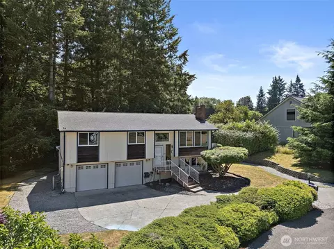 3981 Coronet Pl SE, Port Orchard, WA 98366