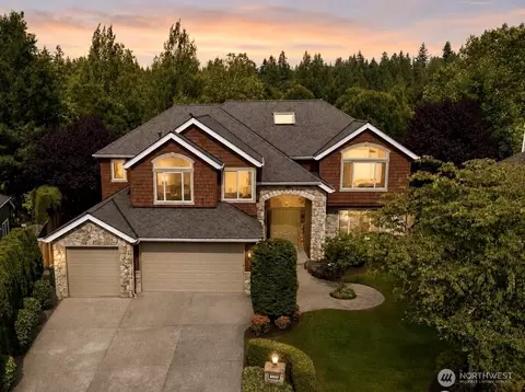 3054 205th Ct NE, Sammamish, WA 98074