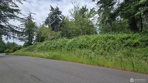 27339 SE 403rd St, Enumclaw, WA 98022