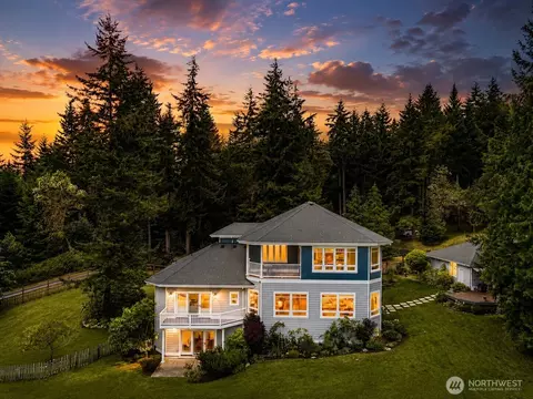 5427 Bayview Rd, Langley, WA 98260