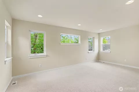 Bedroom - 4008 167th Pl SE, Bothell, WA 98012 photo 5 of 6