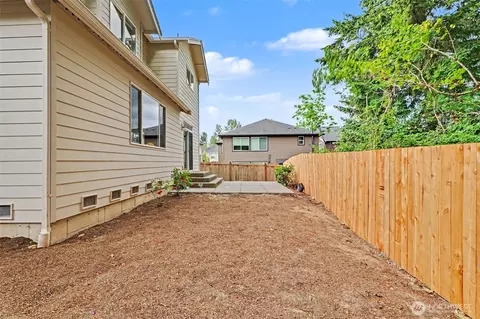 Exterior - 4008 167th Pl SE, Bothell, WA 98012 photo 2 of 4