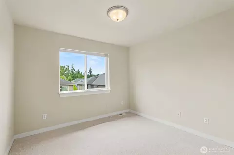 Bedroom - 4008 167th Pl SE, Bothell, WA 98012 photo 6 of 6