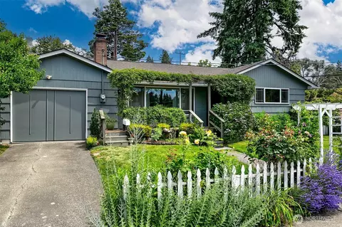 4854 47th Ave SW, Seattle, WA 98116