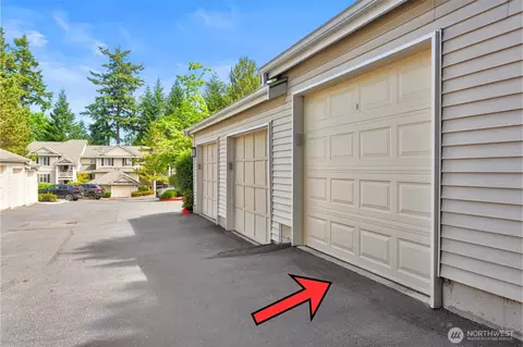 Exterior - 12109 NE 171st Pl #B102, Bothell, WA 98011 photo 2 of 3