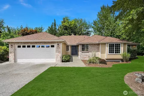 1815 Field Ave NE, Renton, WA 98059